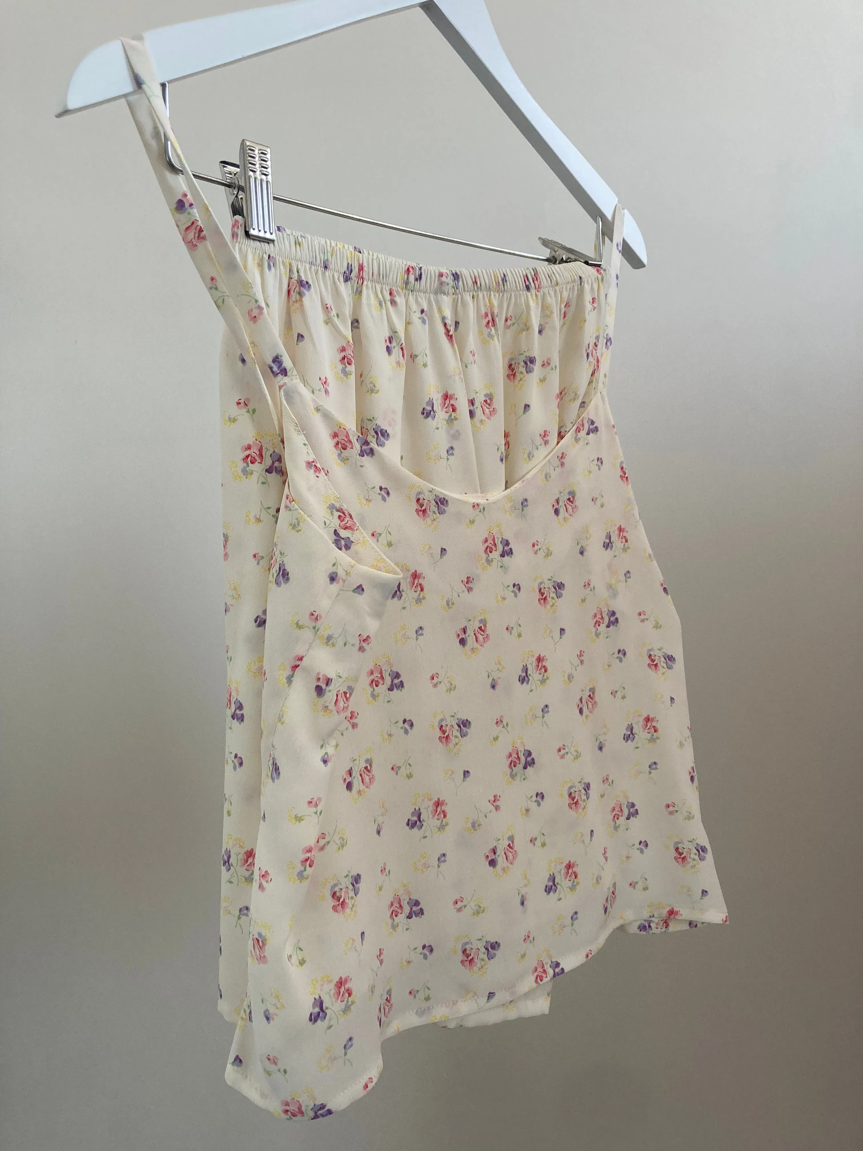 1940s Beige Ditsy Floral Pyjama Set