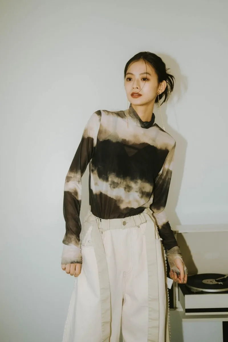 paint sheer high neck tops/4color
